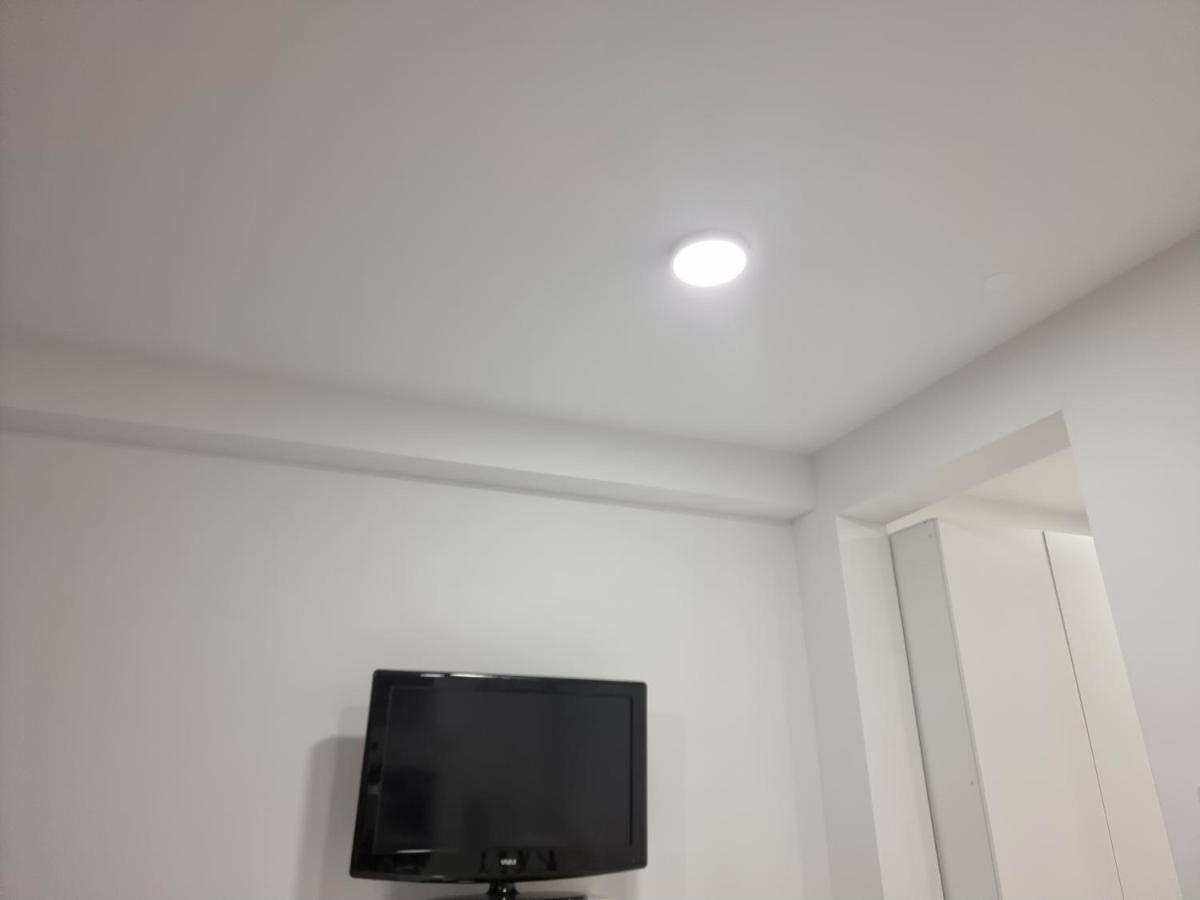 Apartmani Anastasia With Pool, โนวาลยา ภายนอก รูปภาพ
