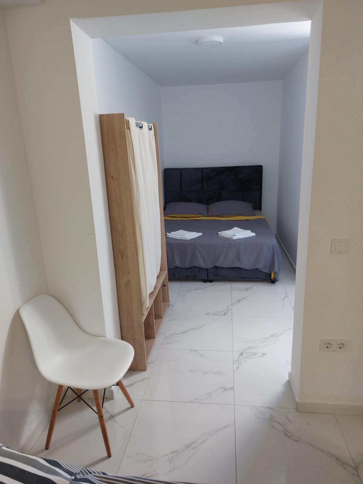 Apartmani Anastasia With Pool, โนวาลยา ภายนอก รูปภาพ